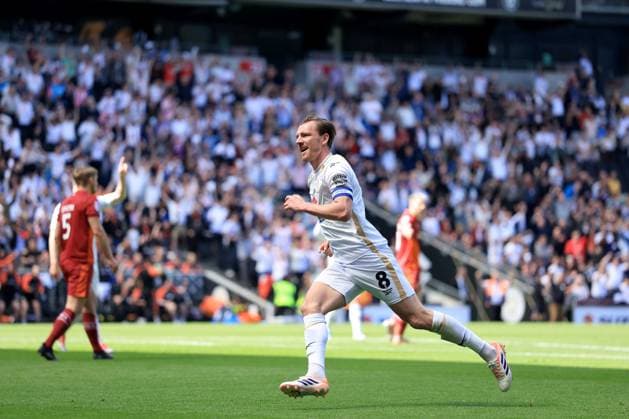 Alex Gilbey of Milton Keynes Dons celebrates scoring their side s second goal of the game Milton Keynes Dons v Tranmere Rovers, EFL Sky Bet League Two, Football, Stadium MK, Milton Keynes, UK - 25 Apr 2026Milton Keynes Stadium MK United Kingdom EDITORIAL USE ONLY No use with unauthorised audio, video, data, fixture lists, club league logos or live services. Online in-match use limited to 120 images, no video emulation. No use in betting, games or single club league player publications. Copyright: xGeorgexTewkesbury Shutterstockx 16838787s