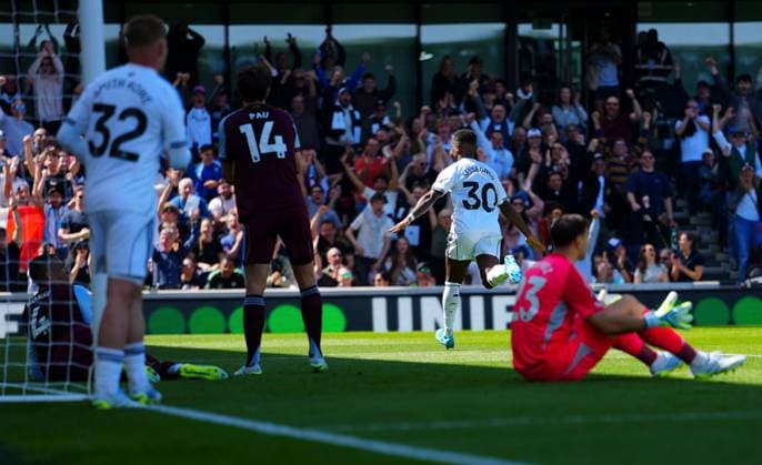 Ryan Sessegnon of Fulham celebrates scoring the opening goal Fulham v Aston Villa, Premier League, Football, Craven Cottage, London, UK - 25 Apr 2026London Craven Cottage United Kingdom EDITORIAL USE ONLY No use with unauthorised audio, video, data, fixture lists, club league logos or live services. Online in-match use limited to 120 images, no video emulation. No use in betting, games or single club league player publications. Copyright: xJavierxGarcia Shutterstockx 16838778bf