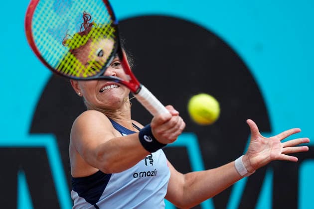 April 25, 2026, Madrid, Madrid, Spain: Jasmine Paolini of Italy plays against Hailey Baptiste of USA during the Mutua Madrid Open 2026, ATP, Tennis Herren Masters 1000 and WTA, Tennis Damen 1000, at La Caja Magica on April 25, 2026 in Madrid, Spain. Mutua Madrid Open 2026 - Day 6 - ZUMAa181 20260425_zaa_a181_296 Copyright: xOscarxJ.xBarrosox