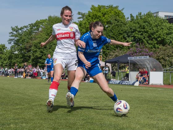 Reena Wichmann (VfB Stuttgart, 28), Marleen Kropp (SV Meppen, 09) GER, VfB Stuttgart vs. SV Meppen, Fussball, 2. Frauen Bundesliga, 23. Spieltag, Spielzeit 2025 2026, 26.04.2026 GER, VfB Stuttgart vs. SV Meppen, Fussball, 2. Frauen Bundesliga, 23. Spieltag, Spielzeit 2025 2026, 26.04.2026 Stuttgart Copyright: xEibner-Pressefoto CarstenxSchwerx EP_CSG