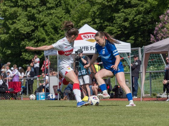 Reena Wichmann (VfB Stuttgart, 28), Marleen Kropp (SV Meppen, 09) GER, VfB Stuttgart vs. SV Meppen, Fussball, 2. Frauen Bundesliga, 23. Spieltag, Spielzeit 2025 2026, 26.04.2026 GER, VfB Stuttgart vs. SV Meppen, Fussball, 2. Frauen Bundesliga, 23. Spieltag, Spielzeit 2025 2026, 26.04.2026 Stuttgart Copyright: xEibner-Pressefoto CarstenxSchwerx EP_CSG
