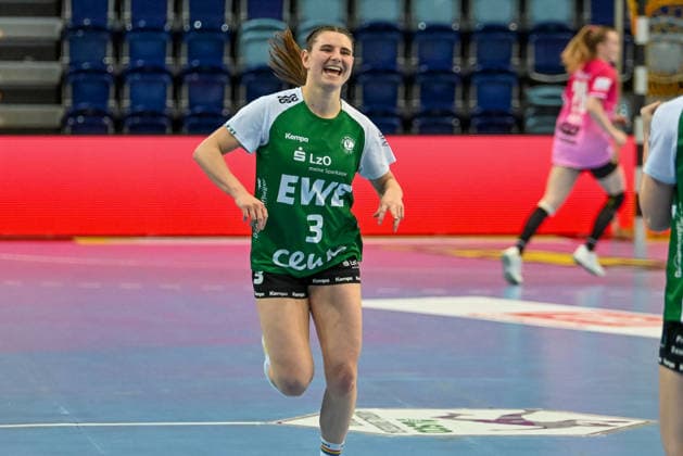 Lana Teiken (VfL Oldenburg, 03) jubelt VfL Oldenburg vs. SV Union Halle-Neustadt, ALSCO Handball Bundesliga Frauen, Playoffs, 2. Spieltag, Saison 2025 2026, 25.04.2026, VfL Oldenburg vs. SV Union Halle-Neustadt, ALSCO Handball Bundesliga Frauen, Playoffs, 2. Spieltag, Saison 2025 2026, 25.04.2026 Oldenburg Copyright: xEibner-Pressefoto RobertxGertzenx EP_RGN