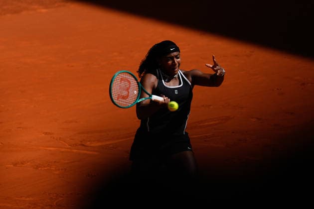April 27, 2026, Madrid, Madrid, Spain: Hailey Baptiste of USA in action against Belinda Bencic of Switzerland during the Mutua Madrid Open 2026, ATP, Tennis Herren Masters 1000 and WTA, Tennis Damen 1000, at La Caja Magica on April 27, 2026 in Madrid, Spain. Madrid Spain - ZUMAa181 20260427_zaa_a181_152 Copyright: xDennisxAgyemanx