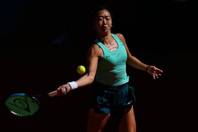 April 27, 2026, Madrid, Madrid, Spain: Ann Li of USA in action against Leylah Fernandez of Canada during the Mutua Madrid Open 2026, ATP, Tennis Herren Masters 1000 and WTA, Tennis Damen 1000, at La Caja Magica on April 27, 2026 in Madrid, Spain. Madrid Spain - ZUMAa181 20260427_zaa_a181_140 Copyright: xDennisxAgyemanx