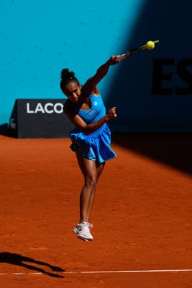 April 27, 2026, Madrid, Madrid, Spain: Leylah Fernandez of Canada in action against Ann Li of USA during the Mutua Madrid Open 2026, ATP, Tennis Herren Masters 1000 and WTA, Tennis Damen 1000, at La Caja Magica on April 27, 2026 in Madrid, Spain. Madrid Spain - ZUMAa181 20260427_zaa_a181_087 Copyright: xDennisxAgyemanx