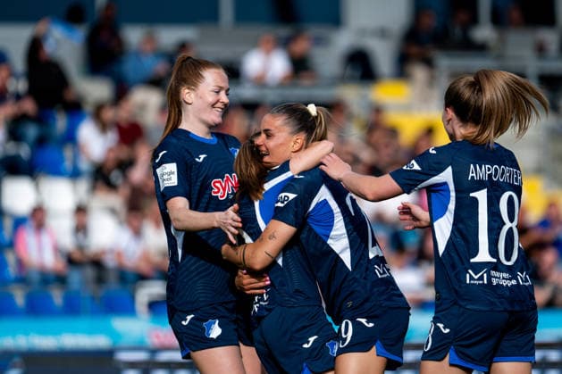 TSG Hoffenheim vs 1. FC Köln, Fussball Frauen Bundesliga, 23. Spieltag 27.04.2026, Dietmar-Hopp-Stadion, Hoffenheim, TSG Hoffenheim vs 1. FC Köln, Fussball Frauen Bundesliga, 23. Spieltag, im Bild Nikee Diana van Dijk (TSG Hoffenheim, 25), Marie Steiner (TSG Hoffenheim, 19), Selina Cerci (TSG Hoffenheim, 29), Valesca Ampoorter (TSG Hoffenheim, 18) jubeln ueber das Tor zum 1:0,