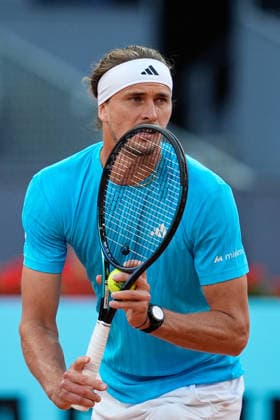 April 27, 2026, Madrid, Madrid, Spain: Alexander Zverev of Germany in action against Terence Atmane of France during the Mutua Madrid Open 2026, ATP, Tennis Herren Masters 1000 and WTA, Tennis Damen 1000, at La Caja Magica on April 27, 2026 in Madrid, Spain. Madrid Spain - ZUMAa181 20260427_zaa_a181_500 Copyright: xDennisxAgyemanx