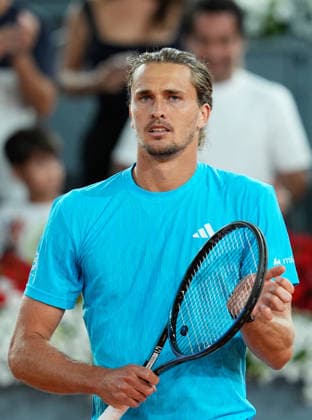 April 27, 2026, Madrid, Madrid, Spain: Alexander Zverev of Germany celebrates the victory against Terence Atmane of France during the Mutua Madrid Open 2026, ATP, Tennis Herren Masters 1000 and WTA, Tennis Damen 1000, at La Caja Magica on April 27, 2026 in Madrid, Spain. Madrid Spain - ZUMAa181 20260427_zaa_a181_547 Copyright: xDennisxAgyemanx