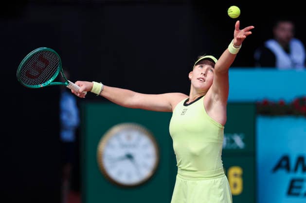 April 27, 2026, Madrid, Madrid, Spain: Mirra Andreeva of Russia plays against Anna Bondar of Hungary during the Mutua Madrid Open 2026, ATP, Tennis Herren Masters 1000 and WTA, Tennis Damen 1000, at La Caja Magica on April 27, 2026 in Madrid, Spain. Madrid Spain - ZUMAa181 20260427_zaa_a181_750 Copyright: xIrinaxR.xHipolitox