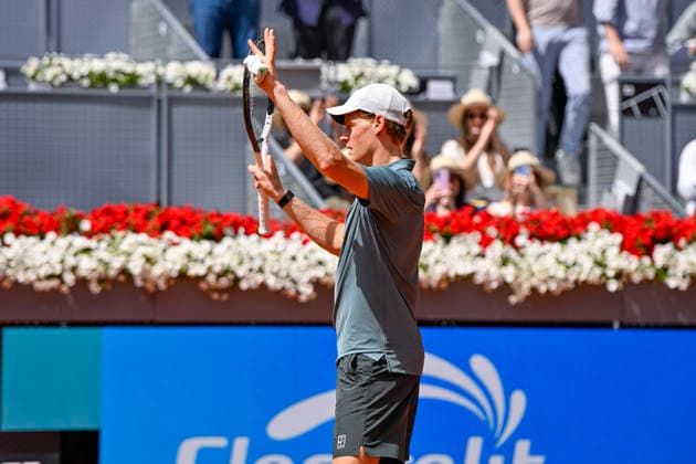 April 28, 2026, Madrid, Madrid, Spain: JANNIK SINNER of italy - NIKE congratulates and celebrates the party s victory the Mutua Madrid Open 2026, ATP, Tennis Herren Masters 1000 and WTA, Tennis Damen 1000 tennis tournament, celebrated at Caja Magica on April 28, 2026 in Madrid, Spain. Madrid Spain - ZUMAc312 20260428_zsp_c312_086 Copyright: xOscarxManuelxSanchezx