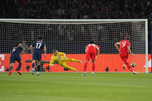 Harry Kane of Bayern Munich puts his side 1-0 ahead with a penalty Paris Saint-Germain v Bayern Munich, UEFA Champions League, Semi Final, First Leg, Football, Parc des Princes, Paris, France - 28 Apr 2026Paris Parc des Princes France EDITORIAL USE ONLY No use with unauthorised audio, video, data, fixture lists, club league logos or live services. Online in-match use limited to 120 images, no video emulation. No use in betting, games or single club league player publications. Copyright: xDavexWinter Shutterstockx 16847969ag