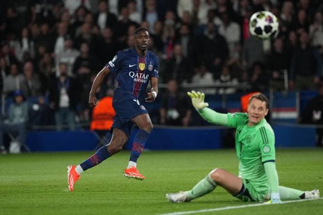 Ousmane Dembele of PSG shoots wide with just Manuel Neuer of Bayern Munich to beat Paris Saint-Germain v Bayern Munich, UEFA Champions League, Semi Final, First Leg, Football, Parc des Princes, Paris, France - 28 Apr 2026Paris Parc des Princes France EDITORIAL USE ONLY No use with unauthorised audio, video, data, fixture lists, club league logos or live services. Online in-match use limited to 120 images, no video emulation. No use in betting, games or single club league player publications. Copyright: xDavexWinter Shutterstockx 16847969av