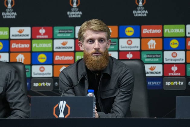 Jan-Niklas Beste (SC Freiburg, 19) Pressekonferenz, Presse, PK, Portugal, Fussball, UEFA Europa League, Halbfinale, Hinspiel, 2025 2026, SC Braga vs. SC Freiburg, 29.04.2026, Estadio Municipal de Braga, Braga, Braga Estadio Municipal de Braga Cavado Portugal Copyright: xArnexAmbergx