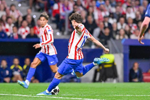 April 29, 2026, Madrid, Madrid, Spain: JULIAN ALVAREZ of Atletico de Madrid shoots for goal during the Champions League first semifinal match between ATLETICO DE MADRID and ARSENAL FOOTBALL CLUB, held on April 29, 2026, at the Riyadh Air Metropolitano, Madrid, Spain. ATLETICO DE MADRID Vs ARSENAL FOOTBALL CLUB Champions League Match, Season 25 26 (04.29.26) - ZUMAc312 20260429_zsp_c312_246 Copyright: xOscarxManuelxSanchezx