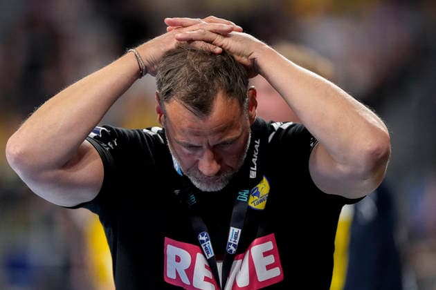 Maik Machulla (Trainer, Cheftrainer, RNL), Einzelbild, Einzelfoto, Aktion, Action, enttäuscht schauend, Enttäuschung, Frustration, disappointed, pessimistisch, 01.05.2026, Mannheim (Deutschland), Handball, Bundesliga, Rhein-Neckar Löwen - MT Melsungen