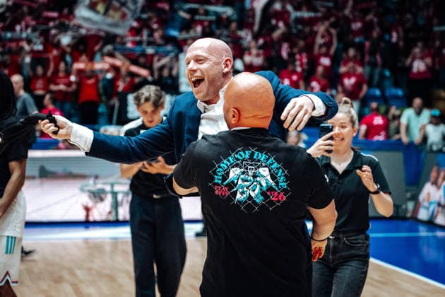 Jubel, Freude, Lionel Bosco (Co-trainer, Telekom Baskets Bonn) GER, Skyliners Frankfurt vs. Telekom Baskets Bonn easyCredit BBL, Bundesliga, 32 Spieltag, Saison 2025 2026. 01.05.2026 Eibner-Pressefoto Attila Ziga GER, Skyliners Frankfurt vs. Telekom Baskets Bonn easyCredit BBL, Bundesliga, 32 Spieltag, Saison 2025 2026. 01.05.2026 Frankfurt am Main Copyright: xEibner-Pressefotox EP_AZA