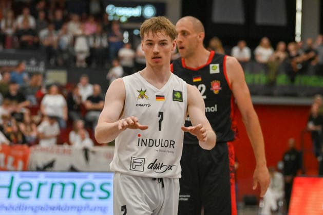Timo Lanmueller (Artland Dragons, 07) Artland Dragons vs. Bayer Giants Leverkusen, 2. Basketball-Bundesliga, Pro A, 34. Spieltag, Saison 2025 2026, 02.05.2026, Artland Dragons vs. Bayer Giants Leverkusen, 2. Basketball-Bundesliga, Pro A, 34. Spieltag, Saison 2025 2026, 02.05.2026 Quakenbrueck Copyright: xEibner-Pressefoto RobertxGertzenx EP_RGN
