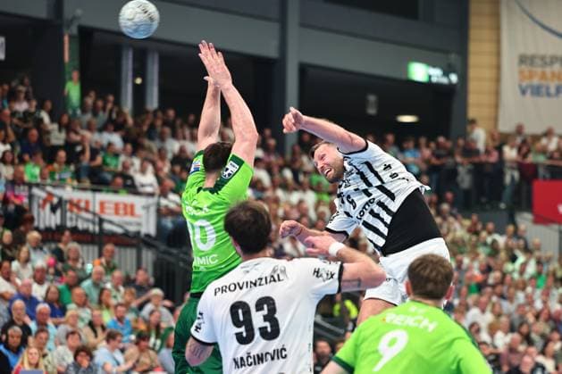 Torwurf von Harald Reinkind (THW Kiel, 06) GER, HSG Wetzlar vs THW Kiel, Handball, 1. Bundesliga, 30. Spieltag, Spielzeit 2025 2026, 02.05.2026 GER, HSG Wetzlar vs THW Kiel, Handball, 1. Bundesliga, 30. Spieltag, Spielzeit 2025 2026, 02.05.2026 Wetzlar Copyright: xEibner-Pressefoto RenexWeissx EP_RWS