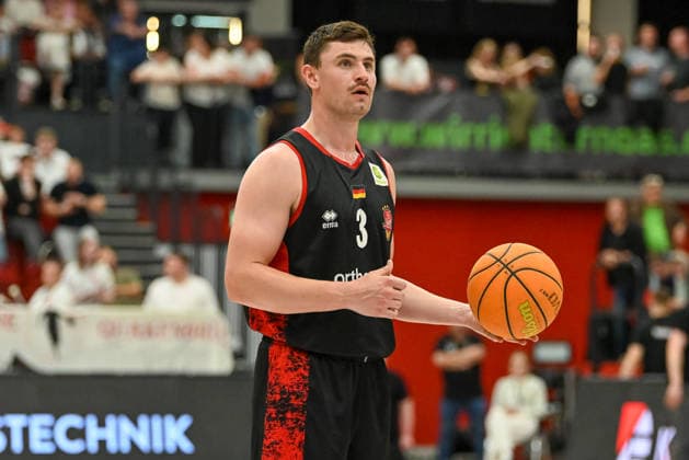 Luca Kahl (Bayer Giants Leverkusen, 03) Artland Dragons vs. Bayer Giants Leverkusen, 2. Basketball-Bundesliga, Pro A, 34. Spieltag, Saison 2025 2026, 02.05.2026, Artland Dragons vs. Bayer Giants Leverkusen, 2. Basketball-Bundesliga, Pro A, 34. Spieltag, Saison 2025 2026, 02.05.2026 Quakenbrueck Copyright: xEibner-Pressefoto RobertxGertzenx EP_RGN