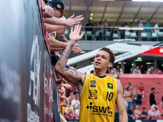Isaiah Sanders (Tigers Tuebingen 10), Tigers Tuebingen vs. Eisbaeren Bremerhaven, Basketball, 2. Basketball Bundesliga ProA, Saison 2025 2026, Spieltag 34, 02.05.2026, Tigers Tuebingen vs. Eisbaeren Bremerhaven, Basketball, 2. Basketball Bundesliga ProA, Saison 2025 2026, Spieltag 34, 02.05.2026 Tuebingen Copyright: xEibner-Pressefoto FlorianxSchustx EP_FSU