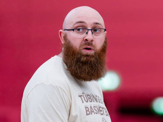 Troy Culley (Tigers Tuebingen Assistant Coach), Tigers Tuebingen vs. Eisbaeren Bremerhaven, Basketball, 2. Basketball Bundesliga ProA, Saison 2025 2026, Spieltag 34, 02.05.2026, Tigers Tuebingen vs. Eisbaeren Bremerhaven, Basketball, 2. Basketball Bundesliga ProA, Saison 2025 2026, Spieltag 34, 02.05.2026 Tuebingen Copyright: xEibner-Pressefoto FlorianxSchustx EP_FSU