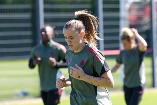 Georgia Stanway (FC Bayern Muenchen, 31) beim Training, GER, Offizielles Abschlusstraining FC Bayern Muenchen, Fussball, UEFA Womens Champions League, Halbfinale, Rueckspiel, Saison 2025 2026, 02.05.2026, GER, Offizielles Abschlusstraining FC Bayern Muenchen, Fussball, UEFA Womens Champions League, Halbfinale, Rueckspiel, Saison 2025 2026, 02.05.2026 Muenchen Copyright: xEibner-Pressefoto JennixMaulx EP_JML