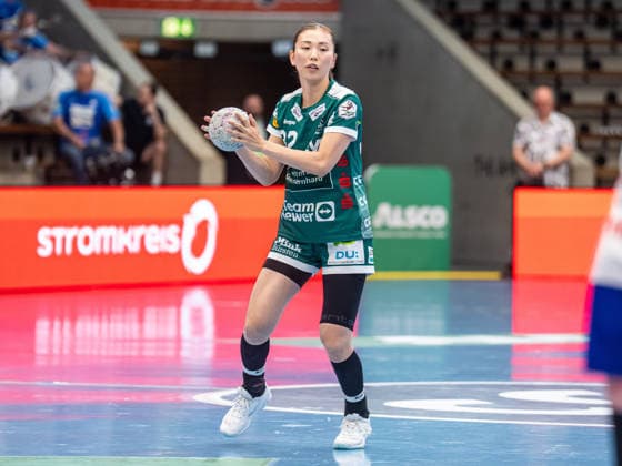 Haruno Sasaki (Frisch Auf Frauen, 32) am Ball, Frisch Auf Goeppingen vs. Union Neckarsulm, Handball, 1. Bundesliga, Spielzeit 2025 2026, 03.05.2026 Frisch Auf Goeppingen vs. Sport-Union Neckarsulm, Handball, 1. Bundesliga, Spielzeit 2025 2026, 03.05.2026 Goeppingen Copyright: xMichaelxSchmidt Eibner-Pressefotx EP_MST