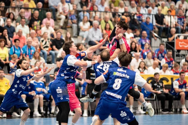 Luca Krist (TSV Bayer Dormagen, 02), beim Wurf HBW Balingen Weilstetten vs. TSV Bayer Dormagen, Handball, 2. Bundesliga, 30. Spieltag, Saison 2025 2026, 03.05.2026, Eibner-Pressefoto Andreas Ulmer HBW Balingen Weilstetten vs. TSV Bayer Dormagen, Handball, 2. Bundesliga, 30. Spieltag, Saison 2025 2026, 03.05.2026, Balingen Copyright: xEibner-Pressefoto AndreasxUlmerx EP_AUR