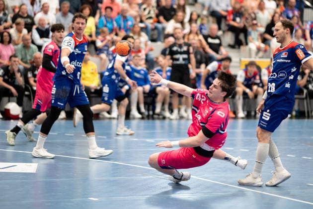 Jan-Christian Schmidt (TSV Bayer Dormagen, 42) HBW Balingen Weilstetten vs. TSV Bayer Dormagen, Handball, 2. Bundesliga, 30. Spieltag, Saison 2025 2026, 03.05.2026, Eibner-Pressefoto Andreas Ulmer HBW Balingen Weilstetten vs. TSV Bayer Dormagen, Handball, 2. Bundesliga, 30. Spieltag, Saison 2025 2026, 03.05.2026, Balingen Copyright: xEibner-Pressefoto AndreasxUlmerx EP_AUR
