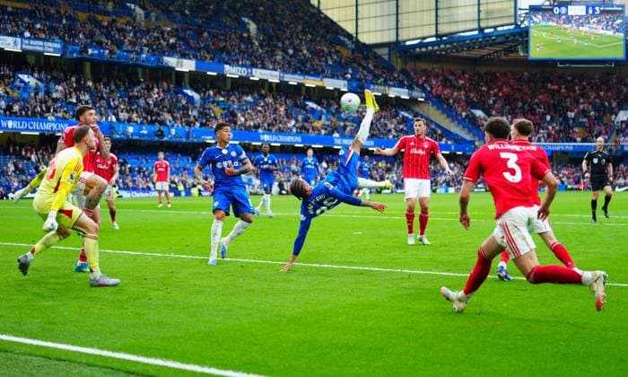Joao Pedro of Chelsea scores a goal to make it 1-3 Chelsea v Nottingham Forest, Premier League, Football, Stamford Bridge, London , UK - 04 May 2026London Stamford Bridge United Kingdom EDITORIAL USE ONLY No use with unauthorised audio, video, data, fixture lists, club league logos or live services. Online in-match use limited to 120 images, no video emulation. No use in betting, games or single club league player publications. Copyright: xJavierxGarcia Shutterstockx 16854610bi