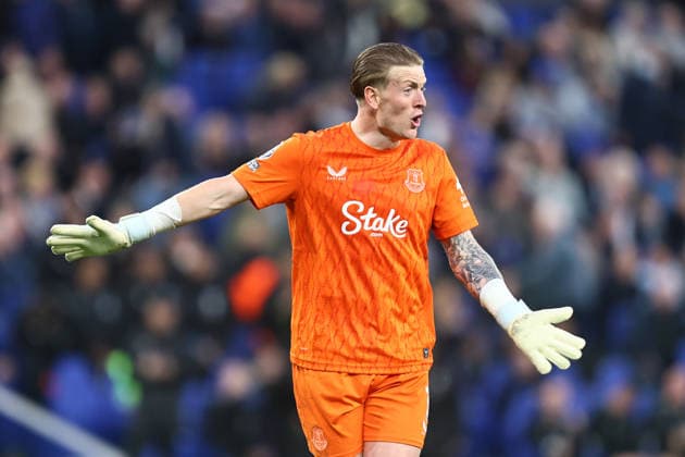 Jordan Pickford of Everton dejected following the opening goal Everton v Manchester City, Premier League, Football, Hill Dickinson Stadium, Liverpool , UK - 04 May 2026Liverpool Hill Dickinson Stadium United Kingdom EDITORIAL USE ONLY No use with unauthorised audio, video, data, fixture lists, club league logos or live services. Online in-match use limited to 120 images, no video emulation. No use in betting, games or single club league player publications. Copyright: xPhilxOldham Shutterstockx 16854616ab