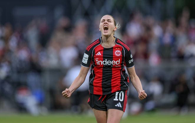 GER, Frankfurt, Eintracht Frankfurt vs FC Nürnberg, Google Pixel Bundesliga, Fussball, DFB, Spielzeit 2025 2026, Stadion am Brentanobad, 24. Spieltag im Bild: Laura Freigang (Eintracht Frankfurt Frauen 10) erzielt den Treffer zum 3:1, Tor, Jubel und Freude, Emotionen DFB DFL REGULATIONS PROHIBIT ANY USE OF PHOTOGRAPHS AS IMAGE SEQUENCES AND OR QUASI-VIDEO, 04.05.2026 Copyright: HMBxMedia HendrikxHamelau