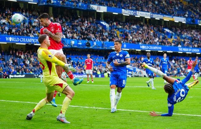 Joao Pedro of Chelsea scores a goal to make it 1-3 with an overhead kick Chelsea v Nottingham Forest, Premier League, Football, Stamford Bridge, London , UK - 04 May 2026London Stamford Bridge United Kingdom EDITORIAL USE ONLY No use with unauthorised audio, video, data, fixture lists, club league logos or live services. Online in-match use limited to 120 images, no video emulation. No use in betting, games or single club league player publications. Copyright: xJavierxGarcia Shutterstockx 16854610cr