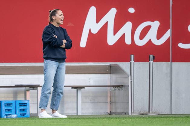 Eva-Maria Virsinger (Chef-Trainerin, (TSG 1899 Hoffenheim) GER, FC Bayern Muenchen Frauen vs. TSG 1899 Hoffenheim, Fussball, Google Pixel Frauen-Bundesliga, 24. Spieltag, Saison 2025 2026, 06.05.2026. (DFL DFB REGULATIONS PROHIBIT ANY USE OF PHOTOGRAPHS as IMAGE SEQUENCES and or QUASI-VIDEO). GER, FC Bayern Muenchen Frauen vs. TSG 1899 Hoffenheim, Fussball, Google Pixel Frauen-Bundesliga, 24. Spieltag, Saison 2025 2026, 06.05.2026. Muenchen Copyright: xEibner-Pressefoto HeikexFeinerx EP_HFR
