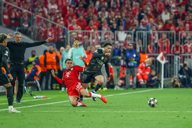 Jamal Musiala (FC Bayern Muenchen, 10) im Zweikampf mit Warren Zaire-Emery (Paris St. Germain, 33), GER, FC Bayern Muenchen vs. Paris St. Germain, Fussball, UEFA Champions League, Halbfinale, Rueckspiel, Saison 2025 2026, 06.05.2026, GER, FC Bayern Muenchen vs. Paris St. Germain, Fussball, UEFA Champions League, Halbfinale, Rueckspiel, Saison 2025 2026, 06.05.2026 Muenchen Copyright: xEibner-Pressefoto JennixMaulx EP_JML