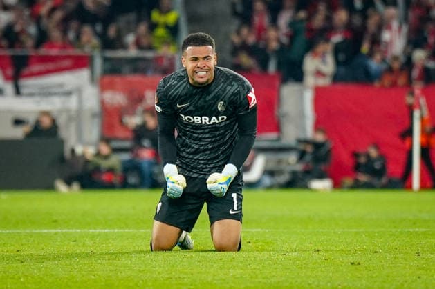 Deutschland: Fussball Europa League 2025 - 2026, Halbfinale - SC Freiburg vs Sporting Braga - Europa Park Stadion (Freiburg): Tor und Torjubel, Freude, Emotionen, Jubel bei Noah Atubolu (SC Freiburg, 01) Mimik, Gesichtsausdruck, Emotion, Geste, Gestik, Emotion Copyright: xJOERANxSTEINSIEKx