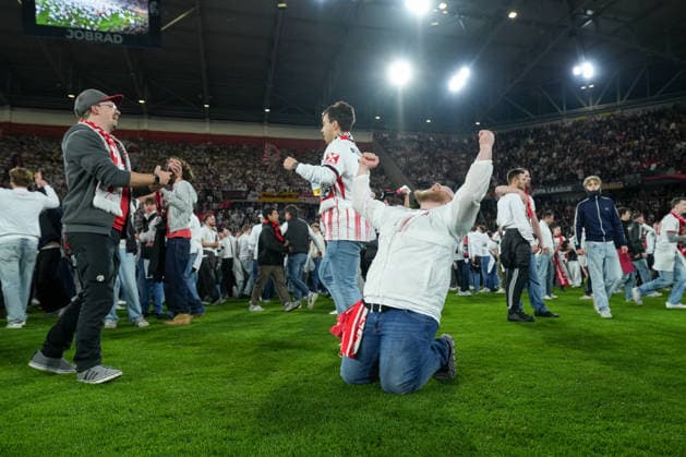 Platzsturm, Emotionen, Jubel, , Deutschland, Fussball, UEFA Europa League, Halbfinale, Rückspiel, 2025 2026, SC Freiburg vs. SC Braga, 07.05.2026, Europa-Park Stadion, Freiburg Freiburg Europa-Park Stadion Baden-Württemberg Deutschland Copyright: xArnexAmbergx