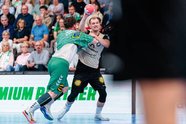 v.l. Philipp Vorlicek (GWD Minden, 22), Fynn Hangstein (Bergischer HC, 10) GER, GWD Minden vs. Bergischer HC, Handball, 1. Bundesliga, 31. Spieltag, Spielzeit 2025 2026, 08.05.2026 GER, GWD Minden vs. Bergischer HC, Handball, 1. Bundesliga, 31. Spieltag, Spielzeit 2025 2026, 08.05.2026 Minden Copyright: xEibner-Pressefoto JanxRollingerx EP_JSK