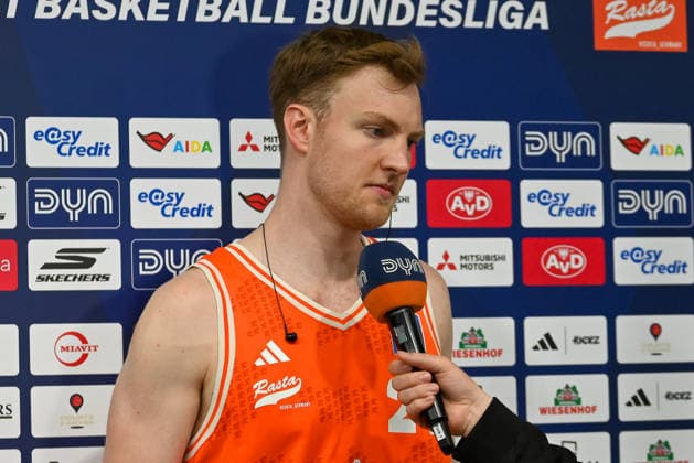 Lars Thiemann (RASTA Vechta, 21) im Interview RASTA Vechta vs. Rostock Seawolves, easyCredit Basketball Bundesliga, 33. Spieltag, Saison 2025 2026, 08.05.2026, RASTA Vechta vs. Rostock Seawolves, easyCredit Basketball Bundesliga, 33. Spieltag, Saison 2025 2026, 08.05.2026 Vechta Copyright: xEibner-Pressefoto RobertxGertzenx EP_RGN