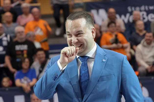 Martin Geissler (MBC, Manager), Verabschiedung, Danksagung, Syntainics MBC vs. BMA365 Bamberg Baskets, Basketball, 1. Bundesliga, Maenner, 33. Spieltag, Saison 2025 26, 08.05.2026. Weißenfels Stadthalle Sachsen-Anhalt Deutschland