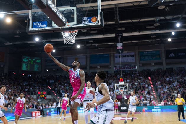 Jeff Garrett Jr. (Telekom Baskets Bonn, 04) Telekom Baskets Bonn vs. VET-CONCEPT Gladiators Trier, Basketball, easy Credit BBL, 33. Spieltag, 2025 2026, 08.05.2026 Telekom Baskets Bonn vs. VET-CONCEPT Gladiators Trier, Basketball, easy Credit BBL, 33. Spieltag, 2025 2026, 08.05.2026 Bonn Copyright: xEibner-Pressefoto GerhardxWingenderx EP_GWR