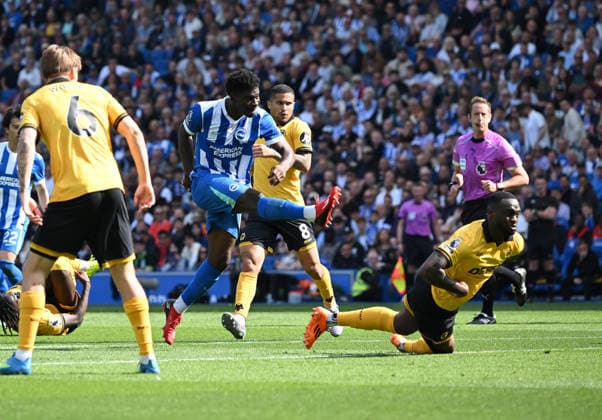 Carlos Baleba of Brighton shoots just wide as Brighton search for a third goal during the Premier League match between Brighton and Hove Albion and Wolverhampton Wanderers at the American Express Stadium, Brighton UK - Saturday 9th May 2026 Brighton v Wolves Premier League Football, Amex Stadium, Sussex, UK - 09 May 2026Brighton Amex Stadium Sussex United Kingdom EDITORIAL USE ONLY No use with unauthorised audio, video, data, fixture lists, club league logos or live services. Online in-match use limited to 120 images, no video emulation. No use in betting, games or single club league player publications. . No mer Copyright: xLizxFinlayson TPI Shutterstockx 16867427au
