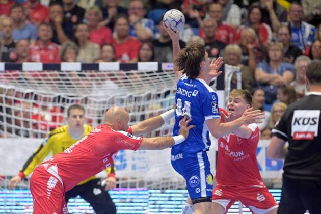 Stephan Seitz (ThSV Eisenach 44) (am Ball), Adrian Sipos (MT Melsungen 8), Reynir Thor Stefansson (MT Melsungen 19)(R) , GER, MT Melsungen - ThSV Eisenach, Handball, 1. Bundesliga, 31. Spieltag, Saison 2025 2026, 09.05.2026, GER, MT Melsungen - ThSV Eisenach, Handball, 1. Bundesliga, 31. Spieltag, Saison 2025 2026, 09.05.2026 Kassel Copyright: xEibner-Pressefotox xRolandxSippelx EP_RSL