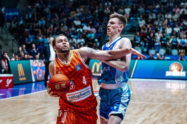 Christopher Ledlum (ratiopharm Ulm, 04) GER, Skyliners Frankfurt vs. ratiopharm Ulm, easyCredit BBL, Bundesliga, 34 Spieltag, Saison 2025 2026. 10.05.2026 Eibner-Pressefoto Attila Ziga GER, Skyliners Frankfurt vs. ratiopharm Ulm, easyCredit BBL, Bundesliga, 34 Spieltag, Saison 2025 2026. 10.05.2026 Frankfurt am Main Copyright: xEibner-Pressefotox EP_AZA