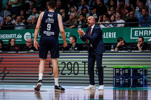 Milenko Bogicevic (Headcoach MBC Syntainics) an der Seitenlinie, Vet Concept Gladiators Trier vs MBC Syntainics, Basketball, easyCredit BBL, 34. Spieltag, Saison 2025 2026, 10.05.2026 Vet Concept Gladiators Trier vs MBC Syntainics, Basketball, easyCredit BBL, 34. Spieltag, Saison 2025 2026, 10.05.2026 Copyright: xEibner-Pressefoto AlexanderxNeisx EP_ANS