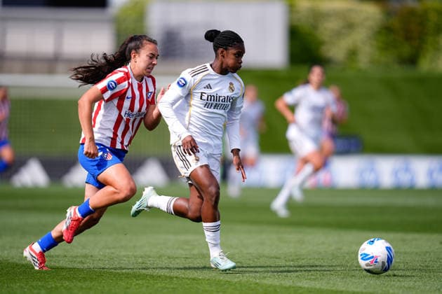 May 10, 2026, Valdebebas, Madrid, Spain: Linda Caicedo of Real Madrid and Natalia Penalvo Martin of Atletico de Madrid compete for the ball during the Spanish Women League, Liga F, football match played between Real Madrid and Atletico De Madrid at Alfredo Di Stefano stadium on May 10, 2026, in Valdebebas, Madrid, Spain. Valdebebas Spain - ZUMAa181 20260510_zaa_a181_062 Copyright: xDennisxAgyemanx