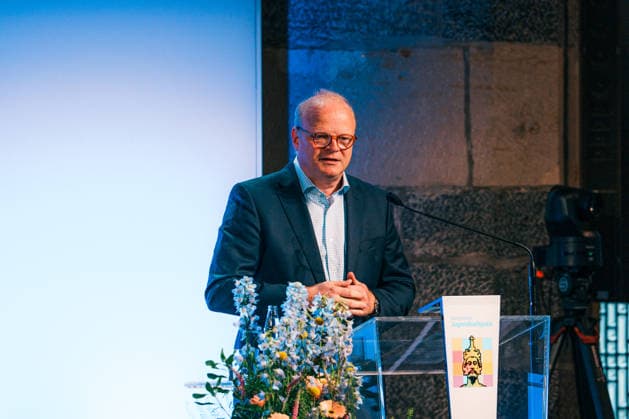 Deutschland, Aachen: Verleihung Jugendkarlspreis im Krönungssaal im Rathaus, Rahmenprogramm Karlspreis 2026 - Auszeichnung an Mario Draghi, Prof. Thomas Prefi, Vorsitzender Karlspreisstiftung hält eine Rede Copyright: xThiemoxRudolphx