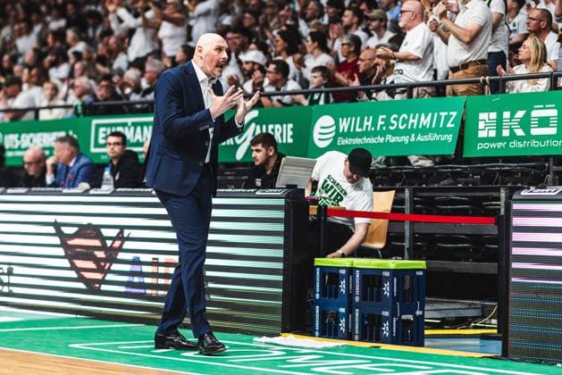 Przemyslaw Frasunkiewicz (Headcoach Rostock Seawolves) an der Seitenlinie, Vet Concept Gladiators Trier vs Rostock Seawolves, Basketball, easyCredit BBL, Play Ins, Saison 2025 2026, 14.05.2026 Vet Concept Gladiators Trier vs Rostock Seawolves, Basketball, easyCredit BBL, Play Ins, Saison 2025 2026, 14.05.2026 Copyright: xEibner-Pressefoto AlexanderxNeisx EP_ANS