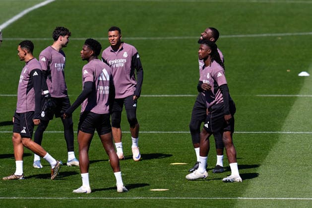 May 16, 2026, Valdebebas, Madrid, Spain: Kylian Mbappe, Antonio Rudiger and Eduardo Camavinga during the training day of Real Madrid ahead the Spanish League, LaLiga EA Sports, football match against Sevilla FC at Ciudad Deportiva Real Madrid on May 16, 2026, in Valdebebas, Madrid, Spain. Real Madrid Training Session - Laliga Ea Sports - ZUMAa181 20260516_zaa_a181_040 Copyright: xDennisxAgyemanx