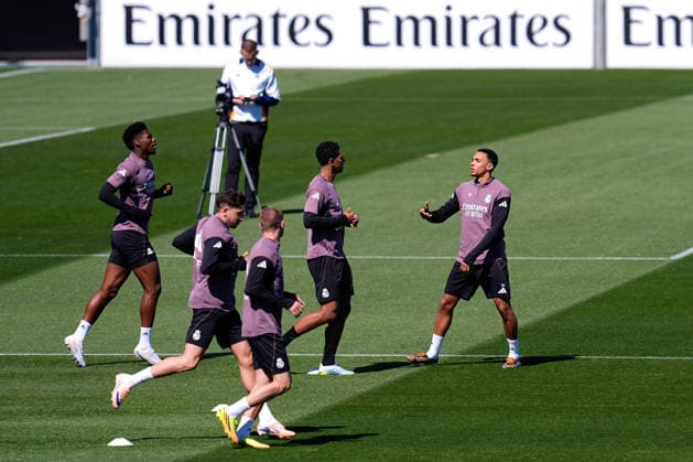 May 16, 2026, Valdebebas, Madrid, Spain: Aurelien Tchouameni, Trent Alexander-Arnold and Jude Bellingham during the training day of Real Madrid ahead the Spanish League, LaLiga EA Sports, football match against Sevilla FC at Ciudad Deportiva Real Madrid on May 16, 2026, in Valdebebas, Madrid, Spain. Real Madrid Training Session - Laliga Ea Sports - ZUMAa181 20260516_zaa_a181_046 Copyright: xDennisxAgyemanx